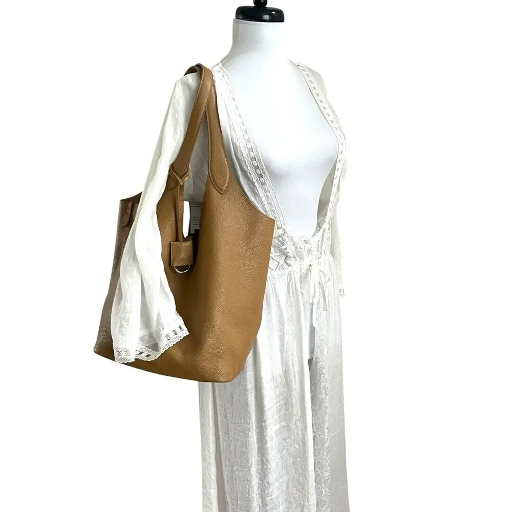 NWT Viola Castellani Tan Leather Hobo Bag Made in Italy Convertible Shopper Tote